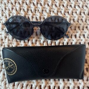 Round Blue Ray Ban Sunglasses with Case